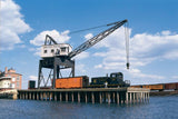 933-3067 - Pier And Traveling Crane Kit (HO Scale)