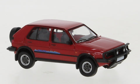 PCX870206 - VW Golf II Country - Red (HO Scale)