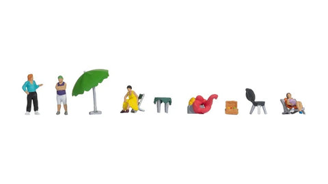 Noch 15877 - Figure Set - Camping Trip (HO Scale)