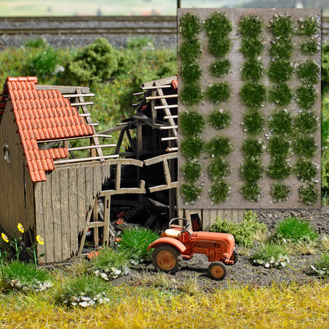 3552 - Tufts of Grass with Stones - Summer (HO Scale)