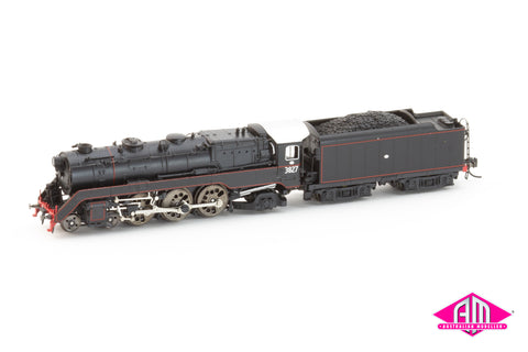 NSW C38 Class Locomotive - 3827 black red lining (N Scale)