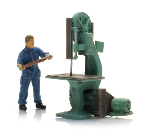 Artitec - Band saw with figure (HO Scale)