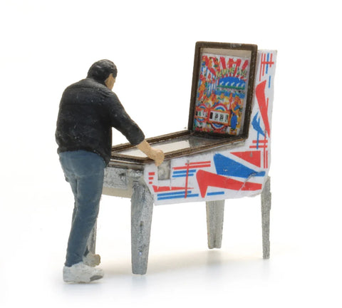 Artitec - Pinball machine with figure (HO Scale)
