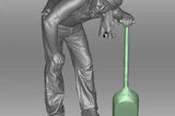 AIM-F16-87 - Casula Z12 Class Fireman Leaning on Shovel (HO Scale)
