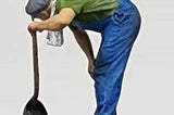 AIM-F16-87 - Casula Z12 Class Fireman Leaning on Shovel (HO Scale)