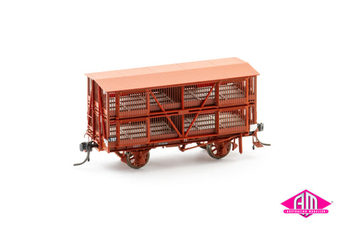 Victorian 'L' 4 Wheel Sheep Wagon - 1960s includes optional steps (HO Scale) 6 Pack LSV-02