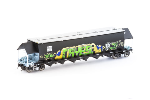 BGVF Grain Hopper, Black with SSR Logos and Grain Lids & Graffiti - Single Car NGH-85 (HO Scale)
