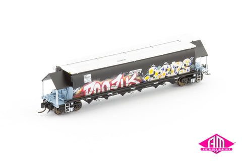 BGVF Grain Hopper, SSR Black With Graffiti - Single Wagon NNGH-12 (N Scale)
