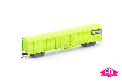 RLUY Louvred Van, Sadliers Transport Green - Single Car NNLV-33 (N Scale)
