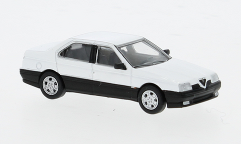 PCX870434 - Alfa Romeo 164 - White 1987 (HO Scale)