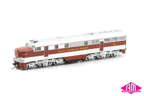 900 Class Locomotive SAR 1950's #902