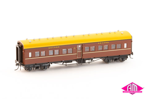 NSWGR FG Independent Passenger Carriages Indian Red Navy Roof FG675, & FG659 (2 Car Set) HO Scale FG004