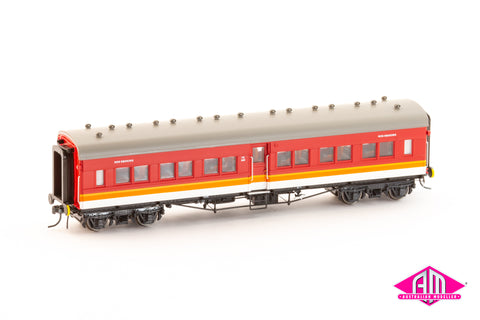 NSWGR FG Independent Passenger Carriages SRA Candy FG648, & FG675 (2 Car Set) HO Scale FG007