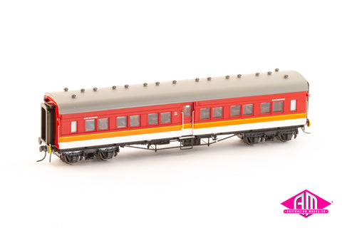 NSWGR FG Independent Passenger Carriages SRA Candy FG670, & FG662 (2 Car Set) HO Scale FG008