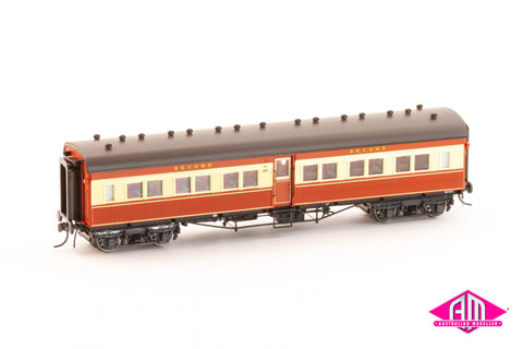 NSWGR FG Independent Passenger Carriages Red & Cream FG662, & FG675 (2 Car Set) HO Scale FG009