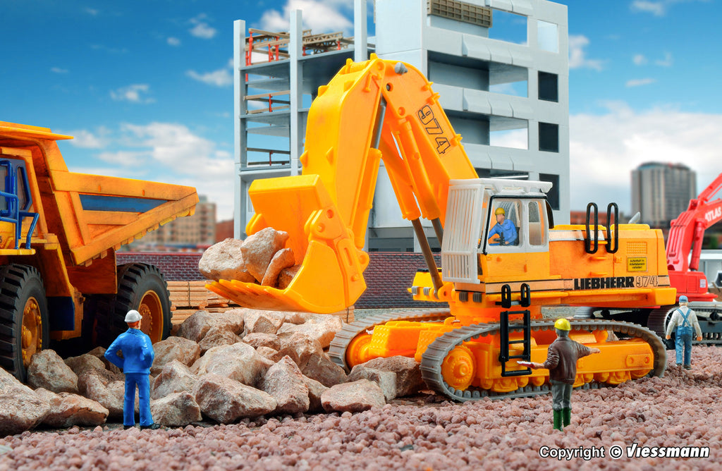 11272 Liebherr Excavator 974 HO Scale Australian Modeller