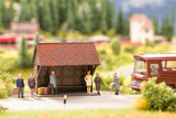 Noch 12015 - At the Bus Stop (HO Scale) (Discontinued)