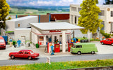 Faller - 272-130590 - 1950's Petrol Station (HO Scale)