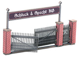 Noch 14234 - Gate With Brick Columns (HO Scale) (Discontinued)