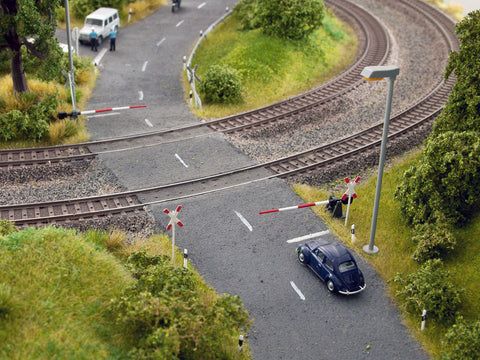 Noch 14307 - Laser-Cut Minis - Railway Gates with St Andrew’s Crosses (HO Scale)