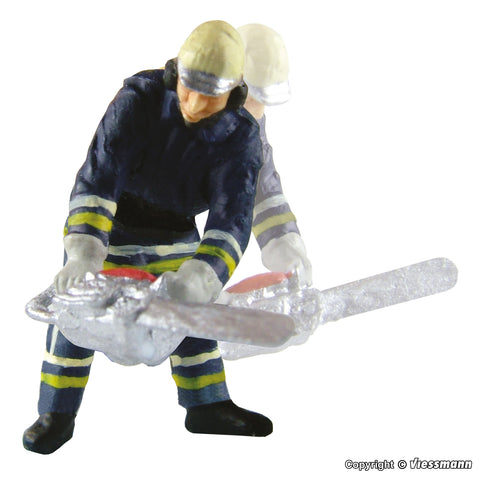 Viessmann - 1541 -  eMotion Fireman with Chain Saw - Moving (HO Scale)