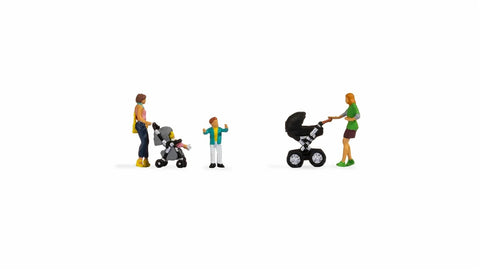 Noch 15584 - Figure Set - Mothers with Children (HO Scale)
