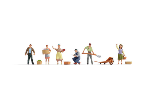 Noch 15617 - Figure Set - Farmers (HO Scale)