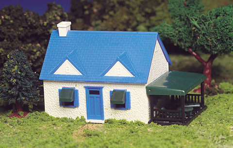 160-45131 - Cape Cod House Kit (HO Scale)