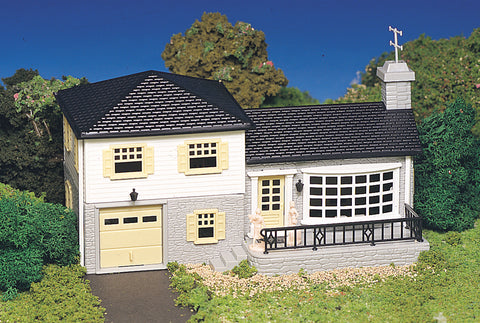 160-45213 - Split-Level House Kit (HO Scale)