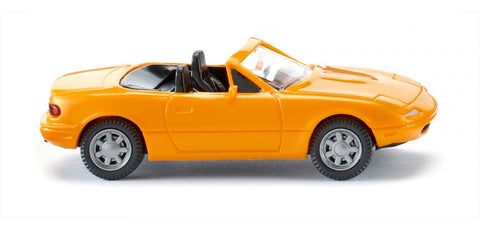 17018806 - Mazda MX5 - Yellow (HO Scale)