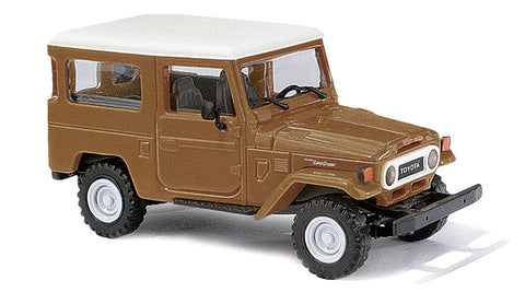 189-43035 - Toyota Land Cruiser J4 - Brown (HO Scale)