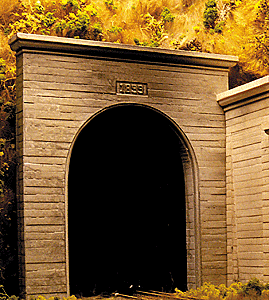214-9720 - Single Tunnel Portal - Concrete 2pc (N Scale)
