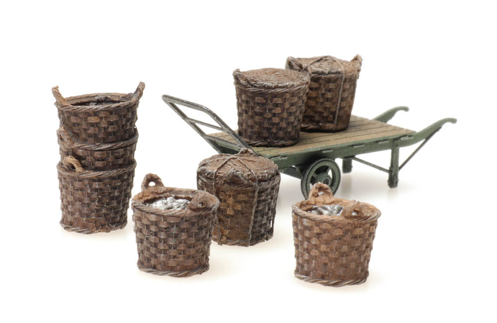 Artitec - Platform Cargo: Fishing Baskets with Cart (HO Scale