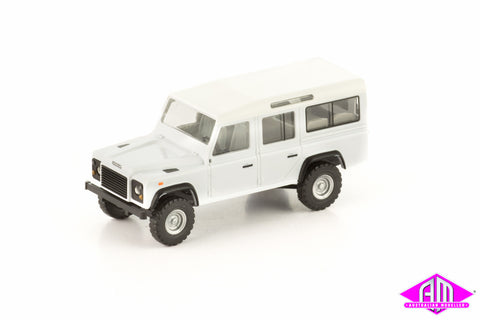 50300 - Land Rover Defender 1983 (HO Scale)