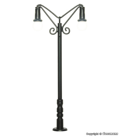 Viessmann - 6015 - Nostalgic Lamp - Double - LED Warm-White (HO Scale)