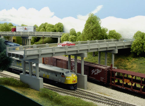628-0153 - Early 150′ Highway Overpass Kit with Piers (N Scale)