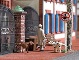189-7895 - Scenery Set - Peeing Dogs (HO Scale)