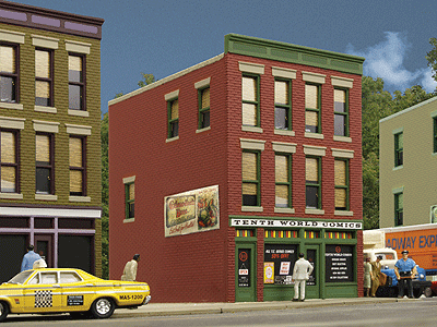 931 807 10th World Comics Pre Built HO Scale Australian Modeller