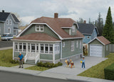 933-3791 - Updated American Bungalow with Single-Car Garage Kit (HO Scale)
