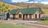 933-4057 - Union Pacific Style Depot Kit (HO Scale)