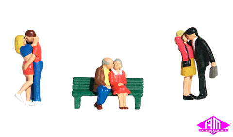A1833 - Scenic Accents - Lovers (HO Scale)