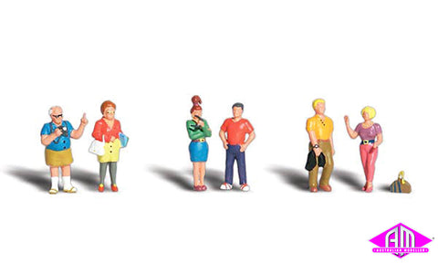 A1836 - Scenic Accents - Tourists (HO Scale)