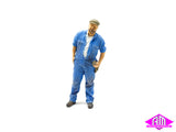 Driver Casual Standing Leaning Out (7mm Scale)
