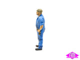 Driver Casual Standing Leaning Out (7mm Scale)