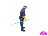 Fireman Standing With Deck Hose (7mm Scale)