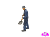 Fireman Shovelling D (7mm Scale)