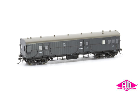 LHG Brake Van LHG 7554 Early with end windows, Wagon Grey, Weathered roof (LHG001)