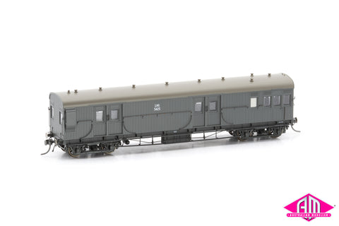LHG Brake Van LHG 5425 Early with end windows, Weathered Grey, Weathered roof (LHG003)