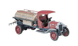 D242 - Tank Truck Diamond T (HO Scale)
