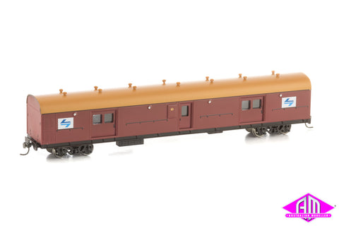 LHY Passenger Brake Van 1617 L7 Deep Indian Red with Navy Roof